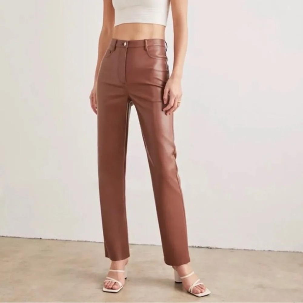 Aritzia Wilfred The Melina Faux Leather Pant size 6 chocolate color
